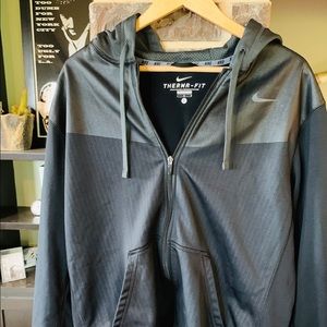 Nike Therma Fit zip jacket XL
